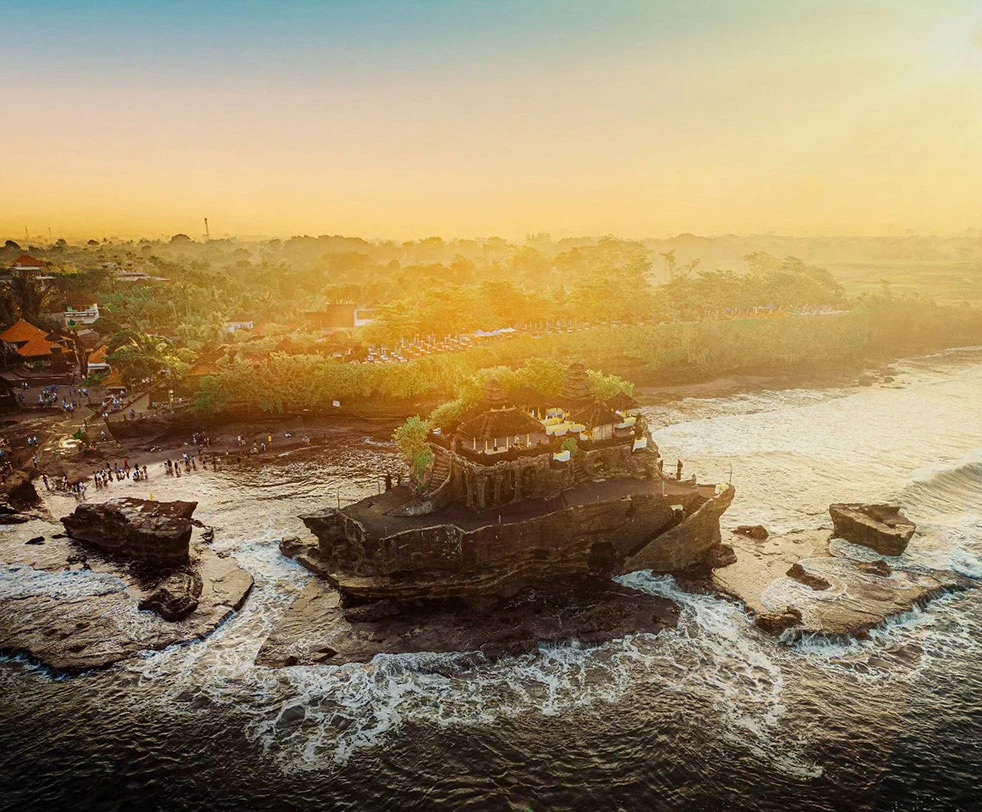 Luxevacay - Bali - Tanah Lot Temple