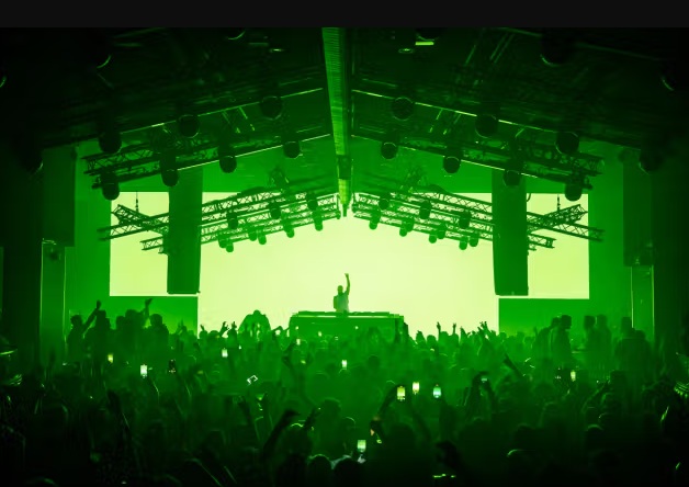 Luxevacay - Ibiza Area Guide - Ibiza Nightlife - Hi Ibiza