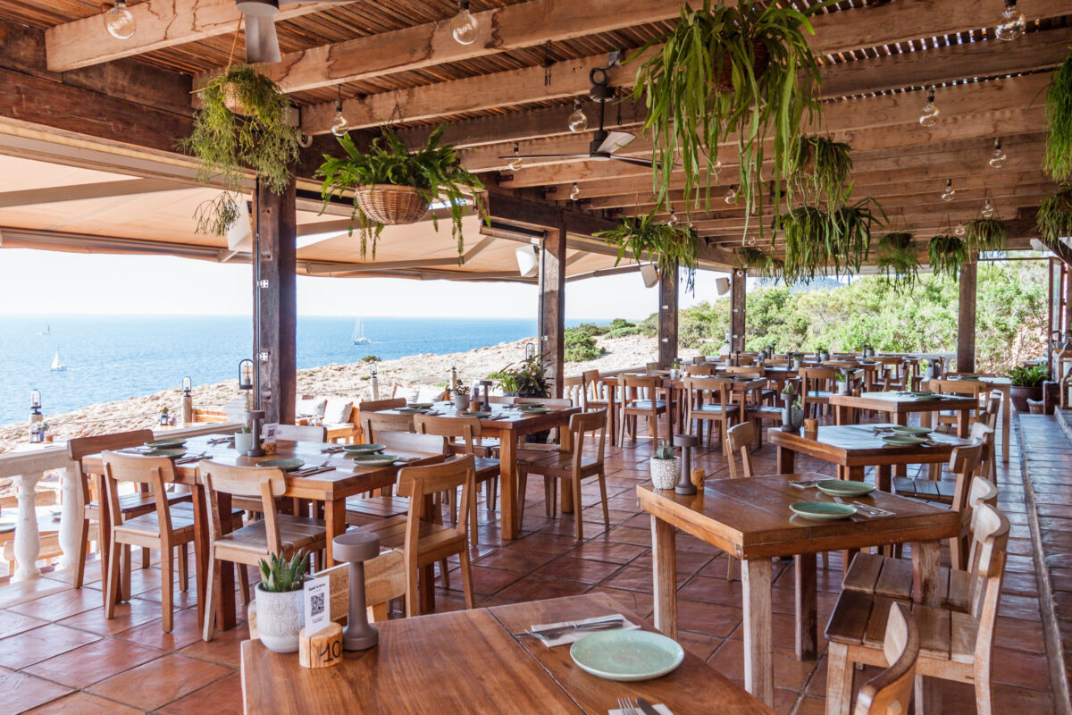 Luxevacay - Ibiza Area Guide - Restaurants - La Torre Ibiza