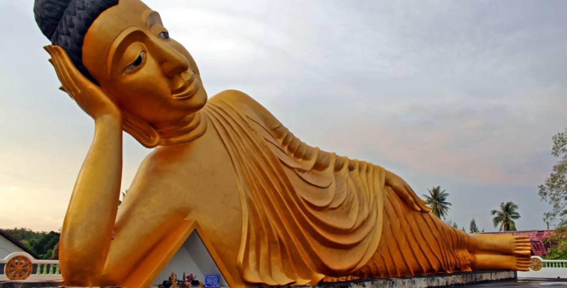 Luxevacay - Phuket Temples - Wat Sri Sunthon