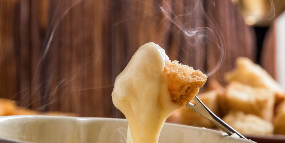 Luxevacay - Val dIsere Area Guide - Val dIsere Restaurants - Le Lodge
