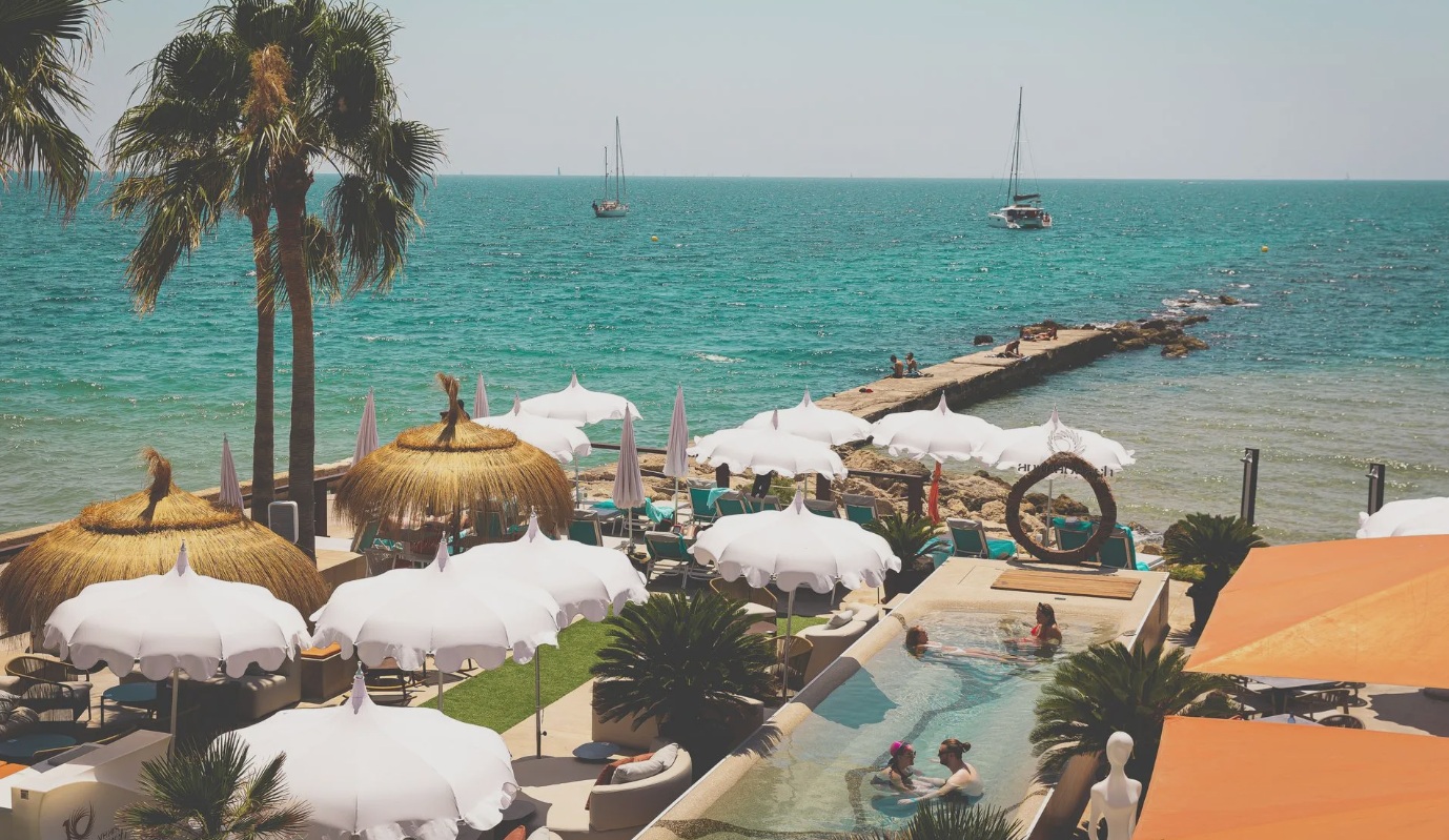 Luxevacay - Mallorca Beach Bars - Anima Beach Palma