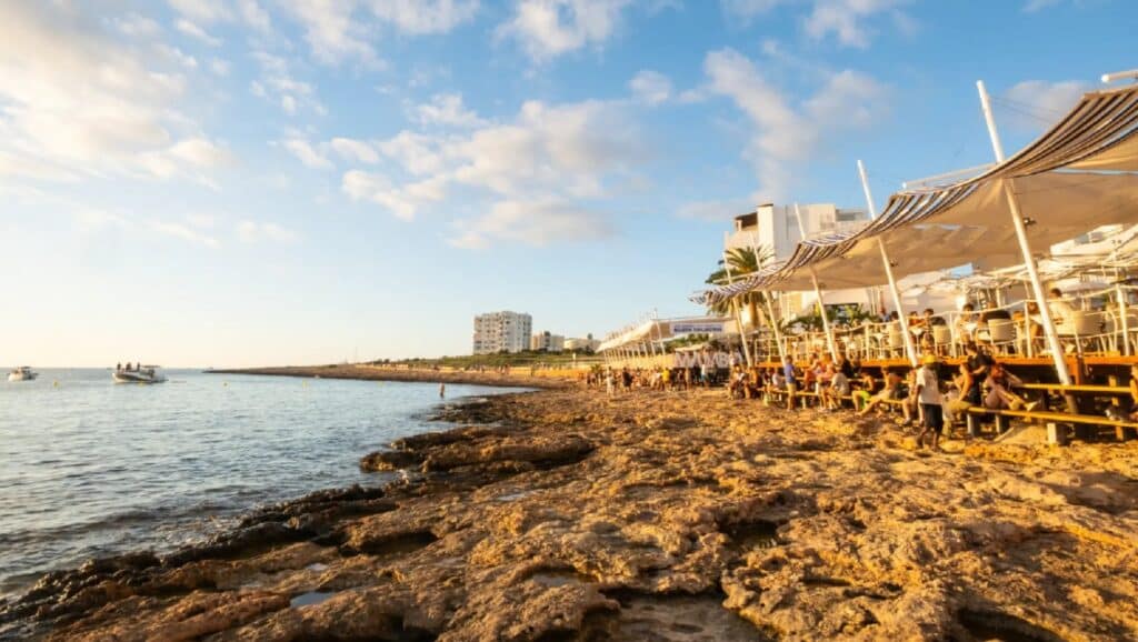 cafe-del-mar-ibiza-sunset