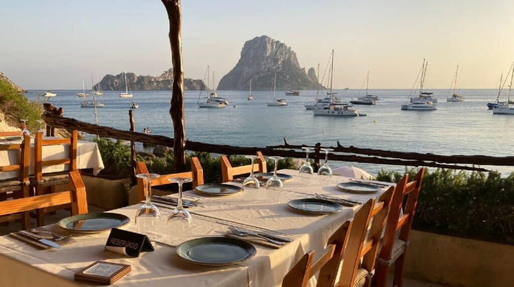 el-carmen-sunset-and-es-vedrà-views-ibiza